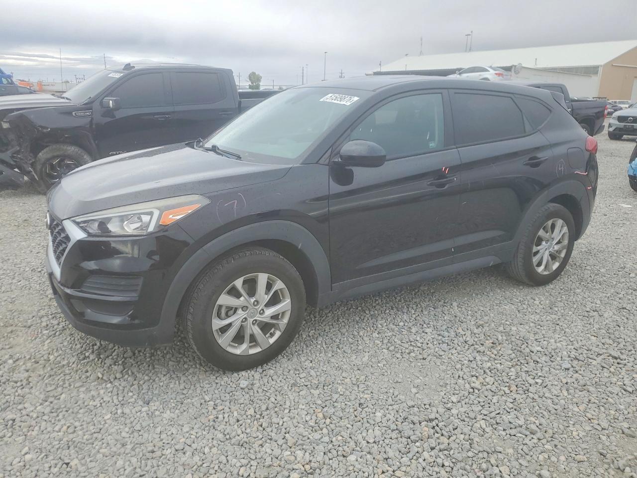 Salvage Hyundai TUCSON Image
