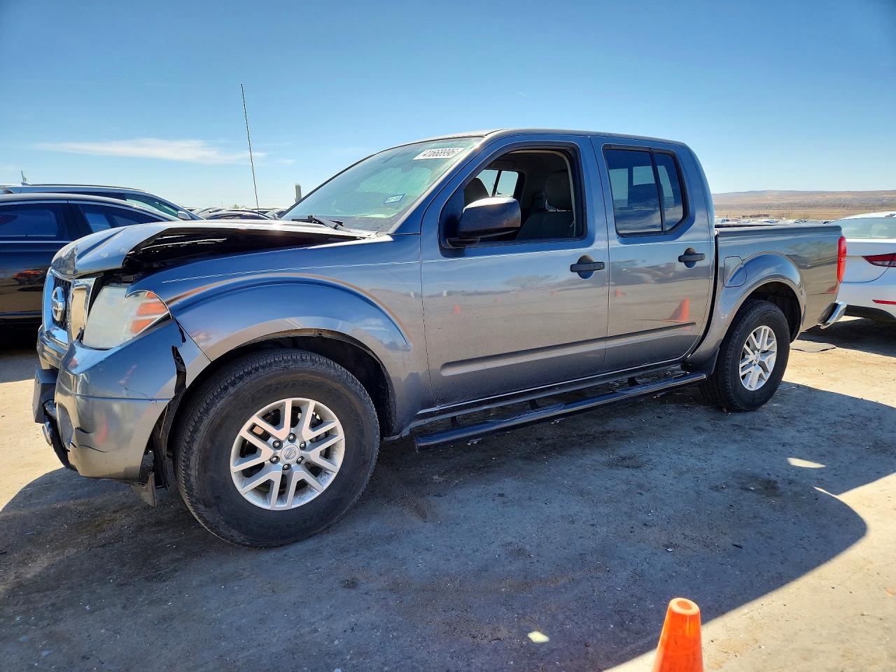 Salvage Nissan Frontier Image