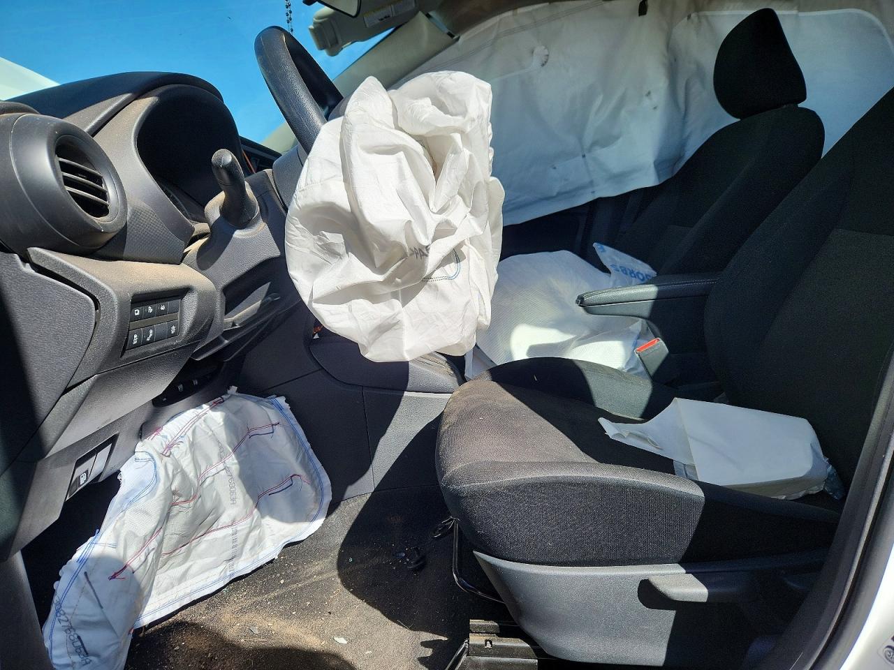 Nissan Kicks S