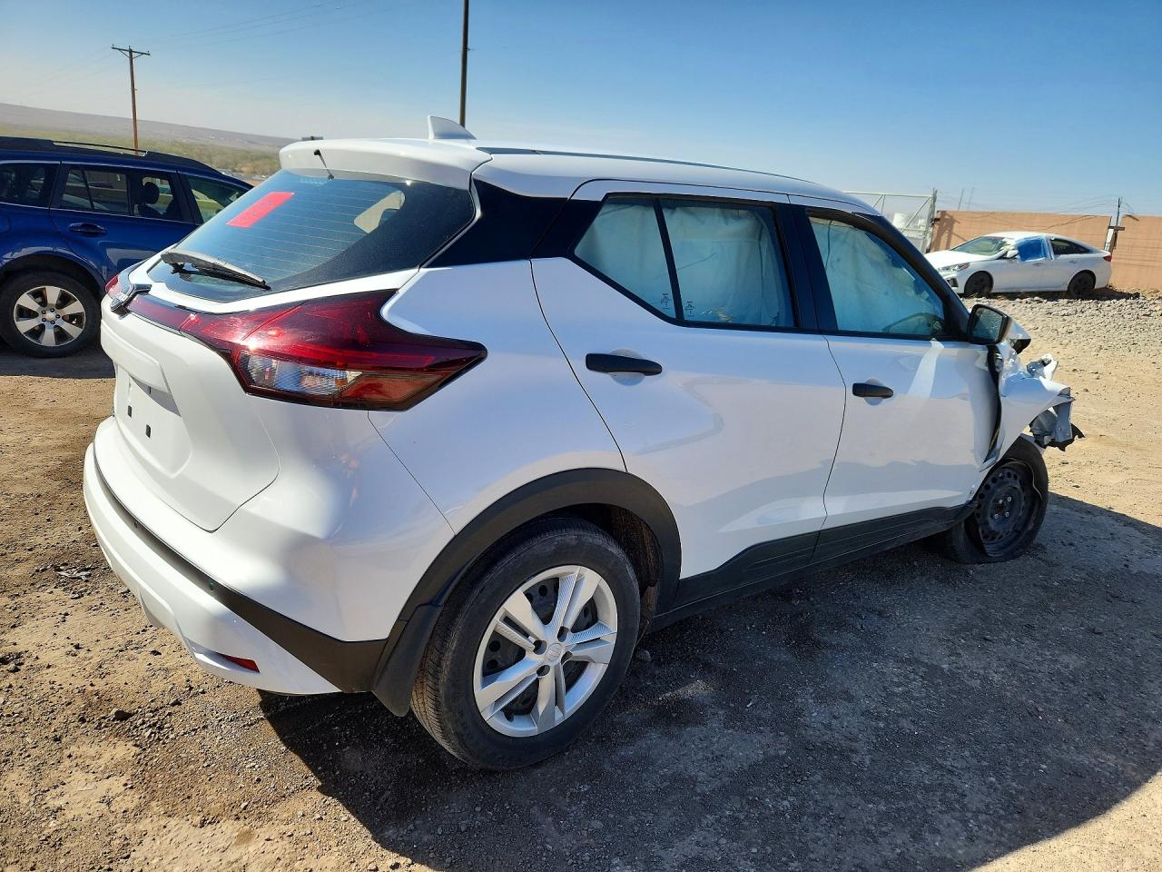 Nissan Kicks S