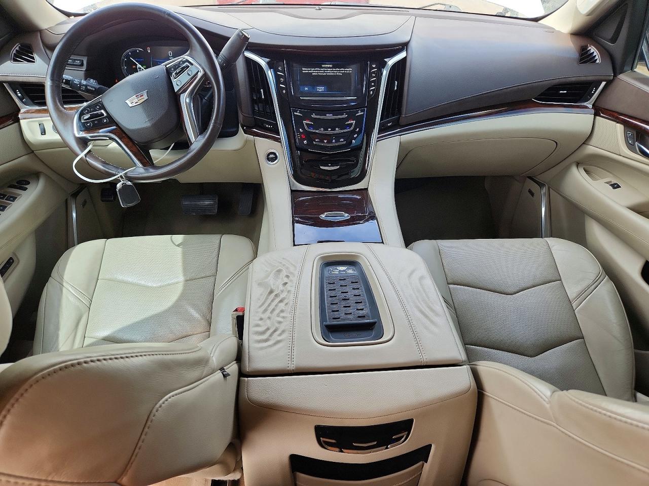 Cadillac Escalade Luxury