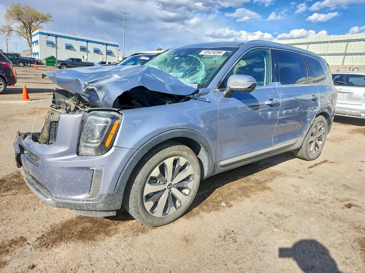 Salvage Kia Telluride Image