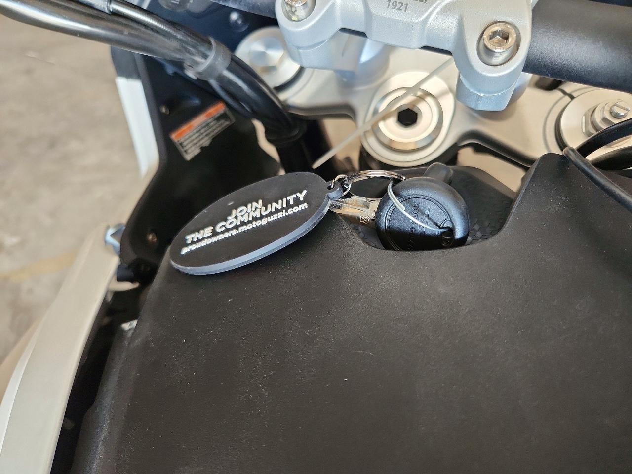 Moto Guzzi V100 Mandello