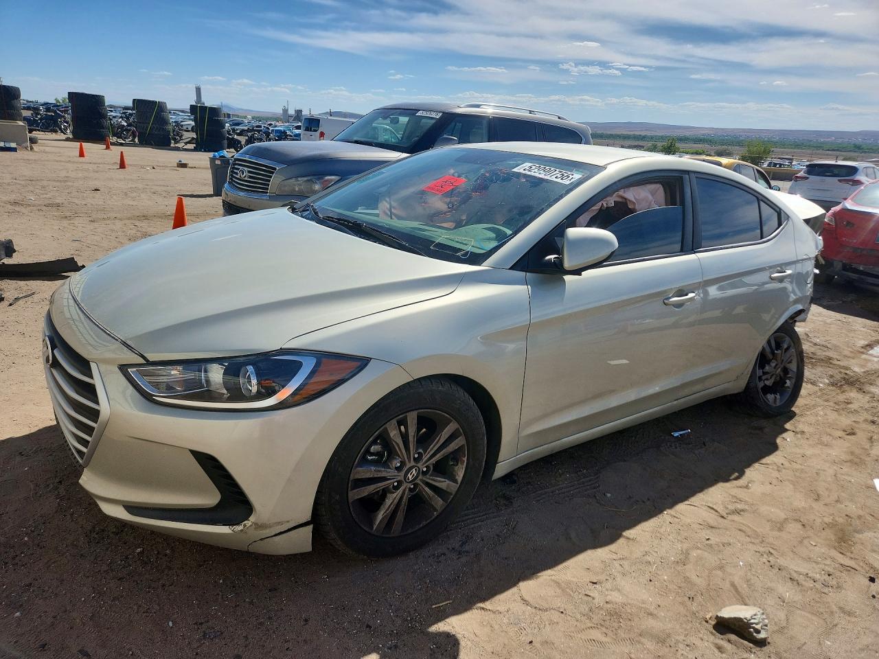 Salvage Hyundai ELANTRA Image