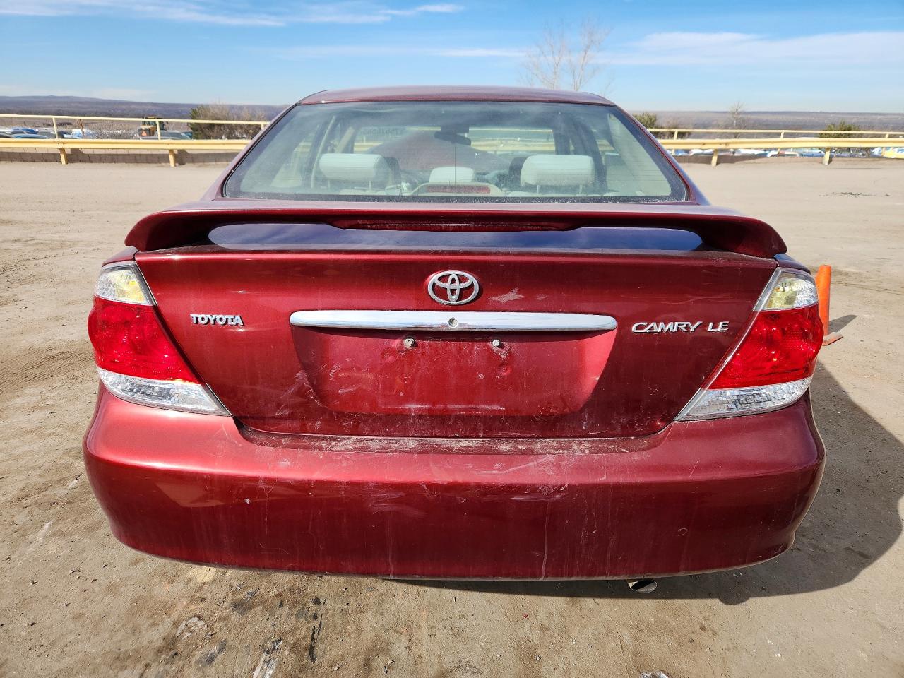 Toyota Camry Le