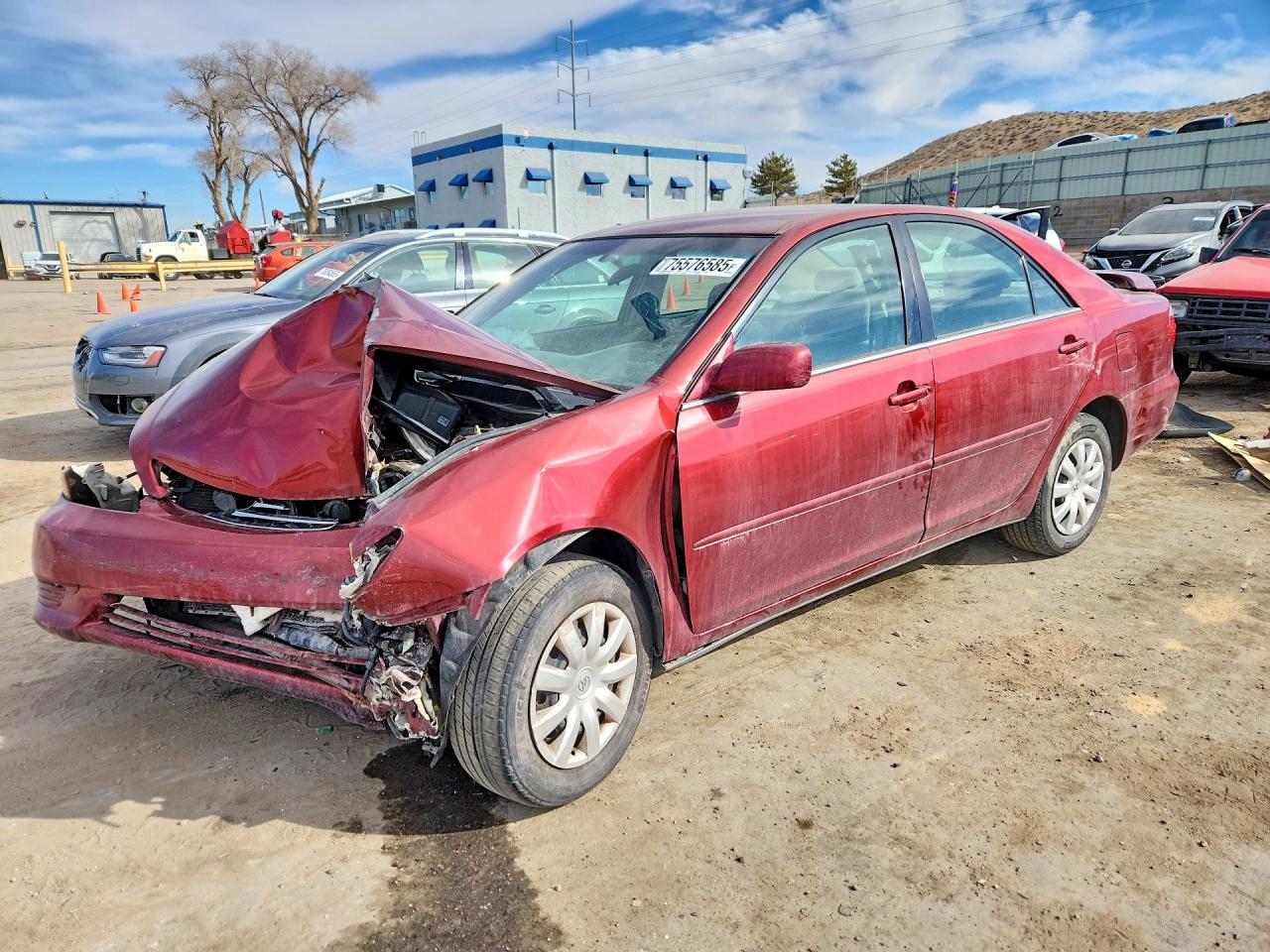 Salvage Toyota Camry Image