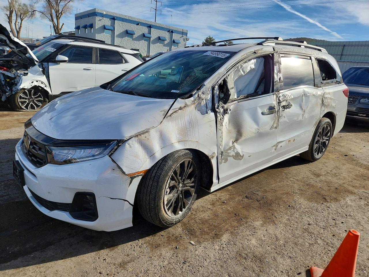 Salvage Honda Odyssey Image