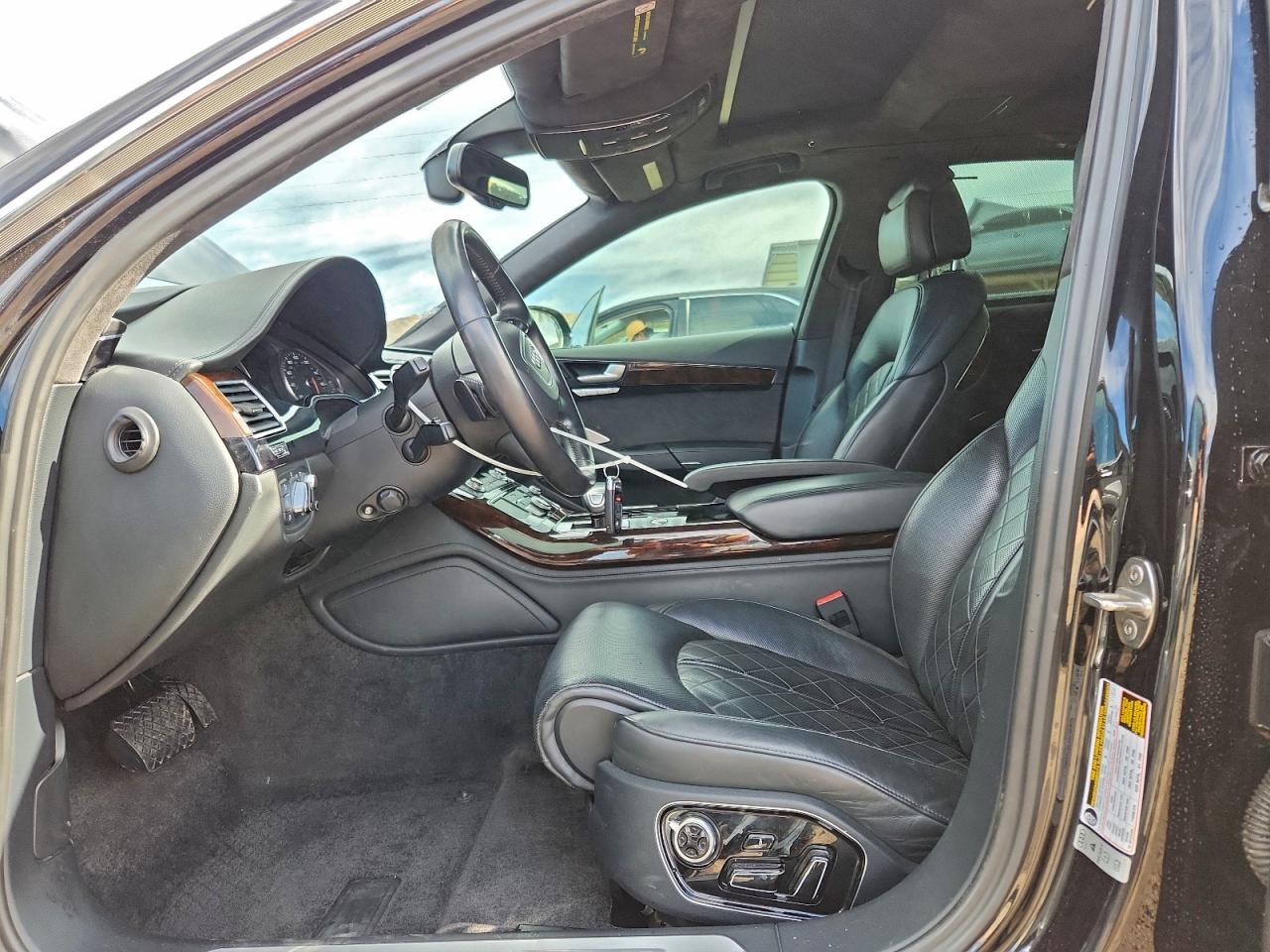 Audi A8 L Quattro