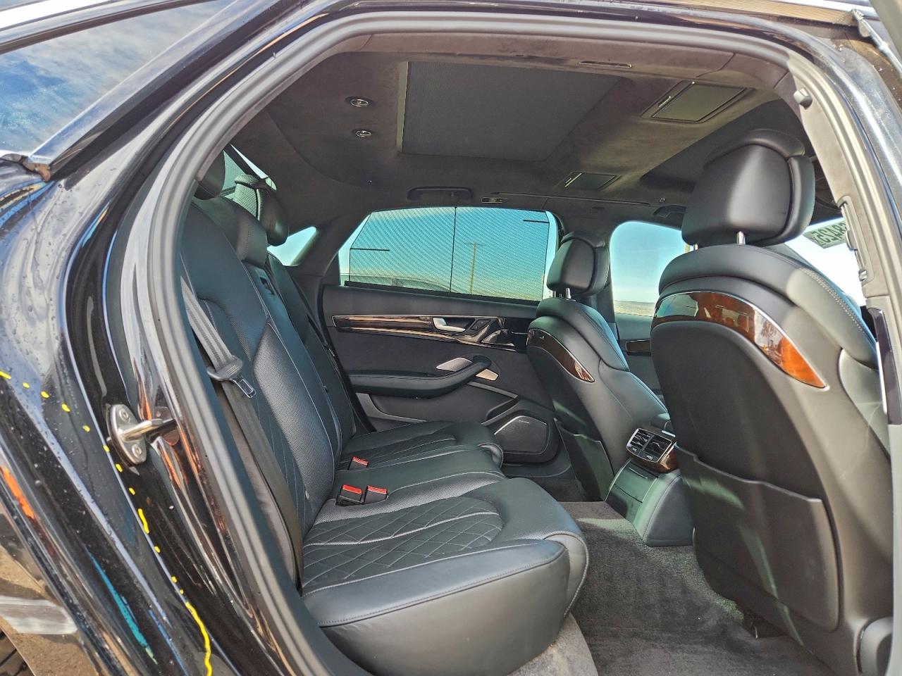 Audi A8 L Quattro