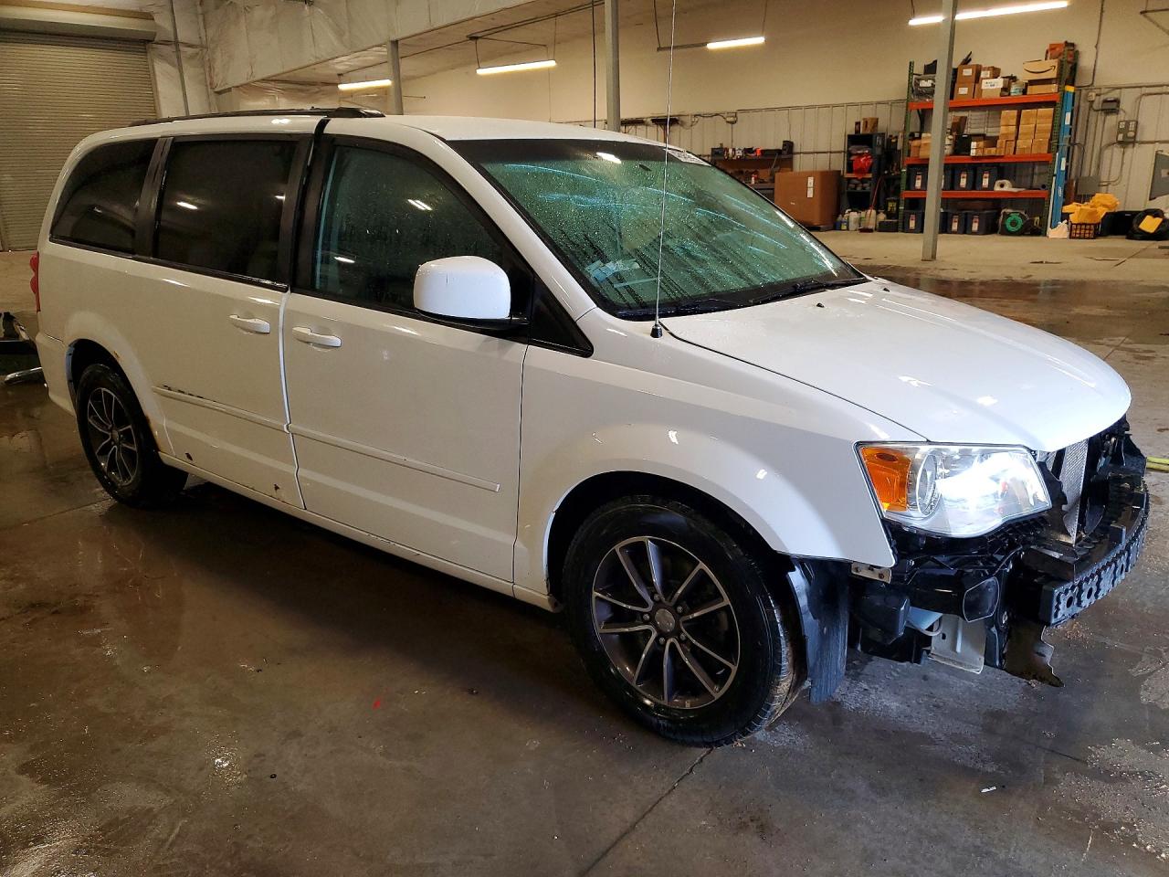 Dodge Caravan Sxt