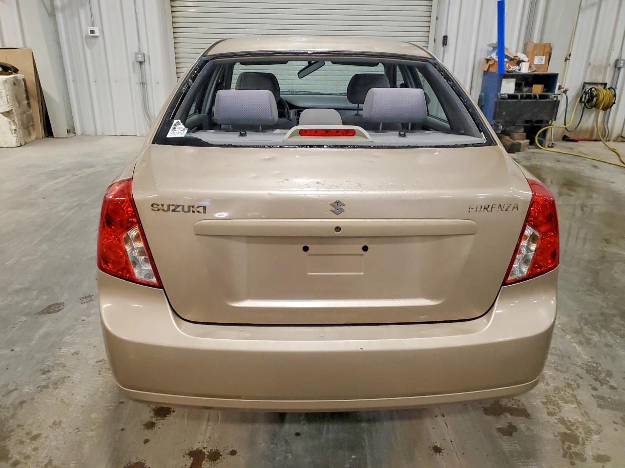 Suzuki Forenza