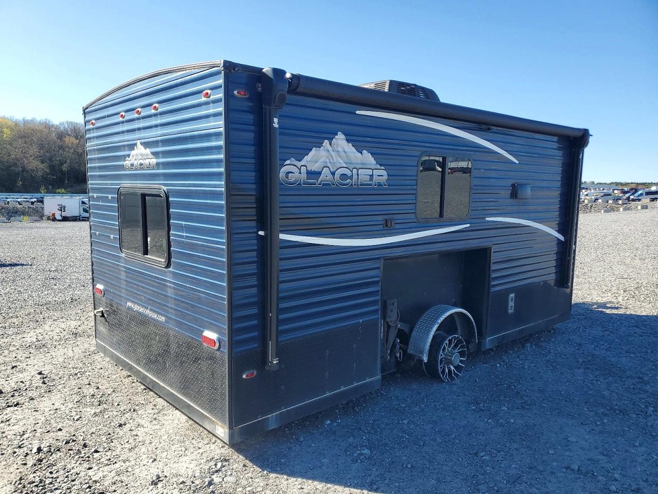 Glacier Ice House Recreation