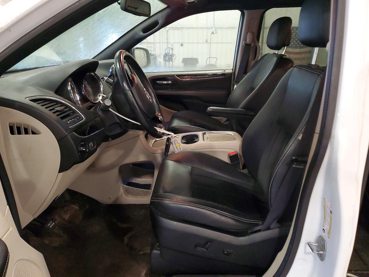 Dodge Caravan Sxt