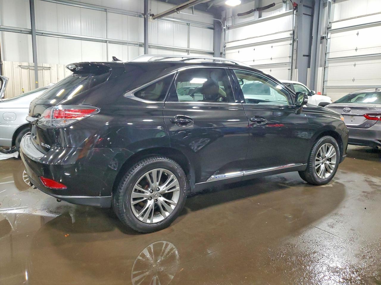 Lexus RX Base