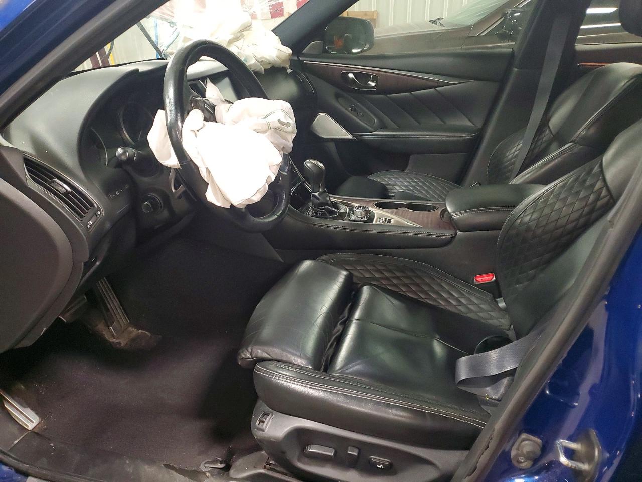 INFINITI Q50 3.0t S 3.0t Sport