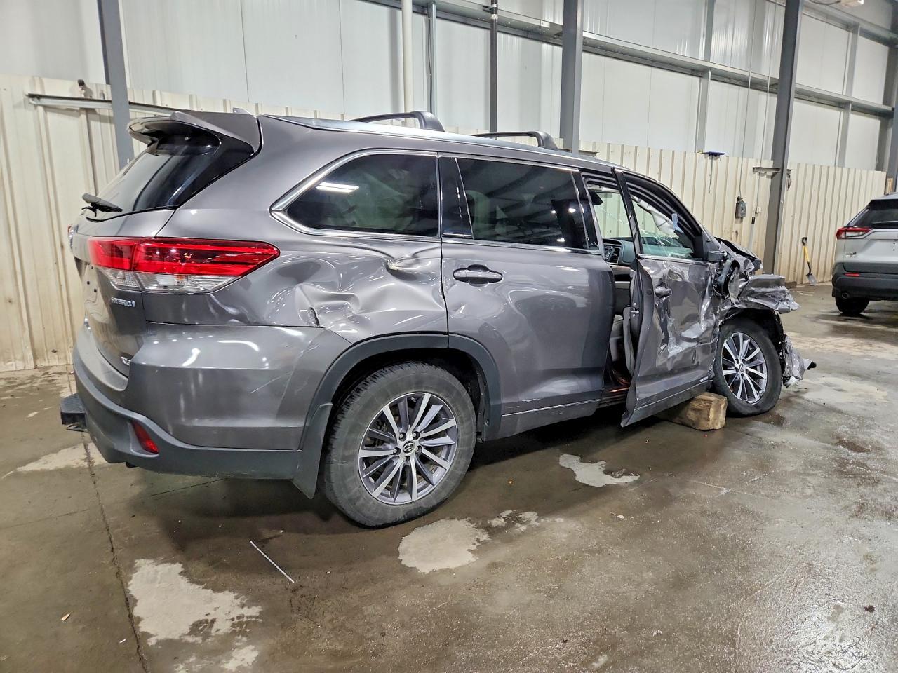 Toyota Highlander Xle