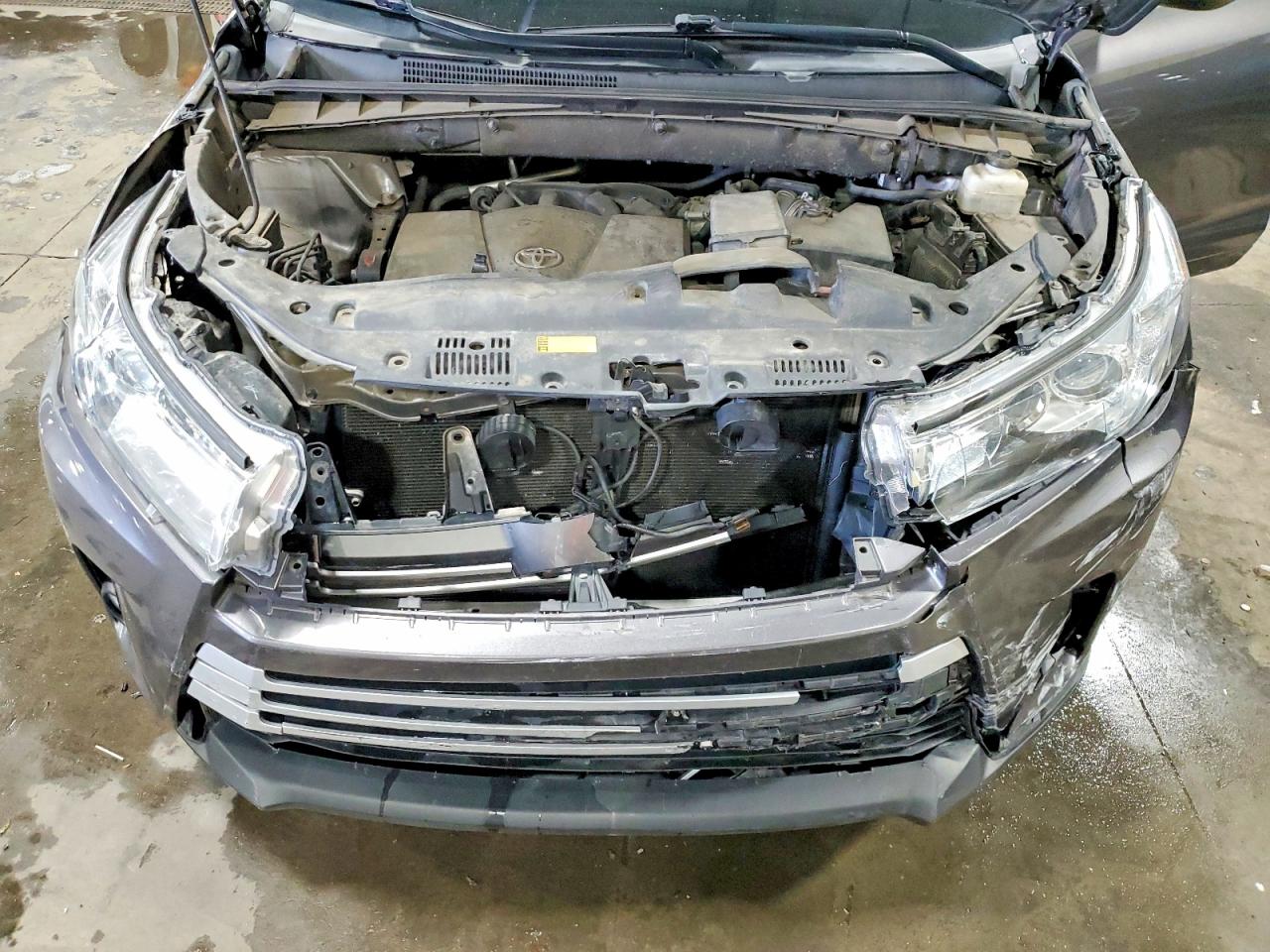 Toyota Highlander Le Plus