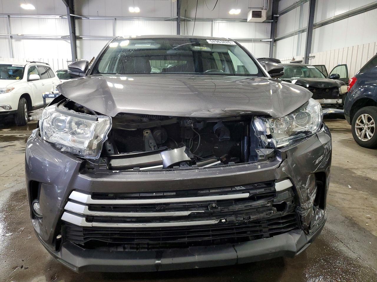 Toyota Highlander Le Plus