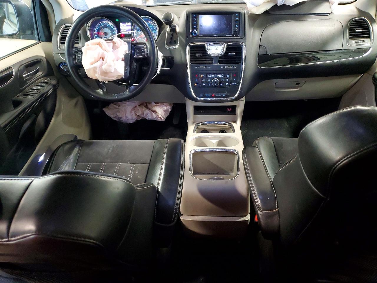 Chrysler Minivan Touring L