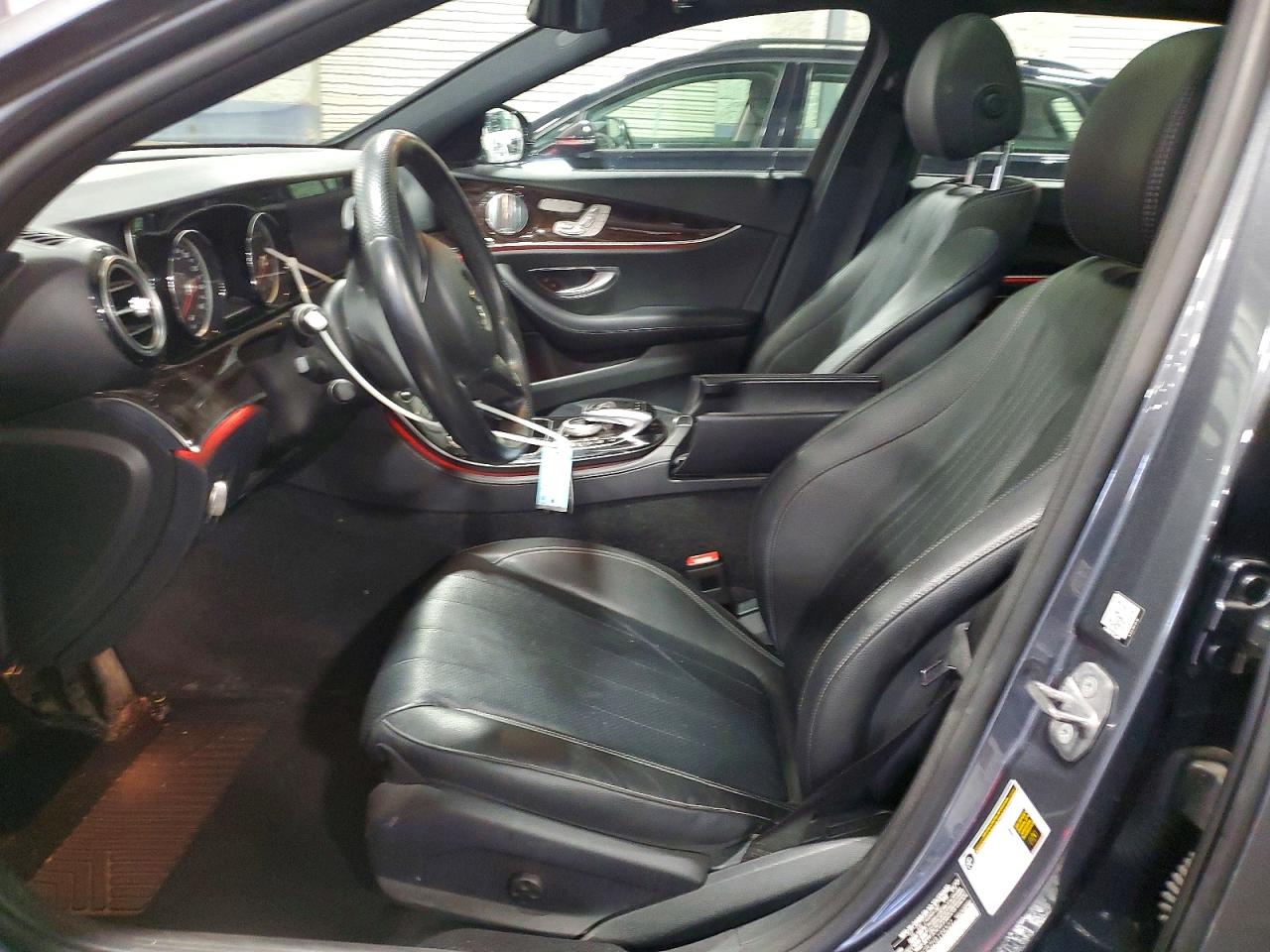 Mercedes-Benz E-Class 400 4matic