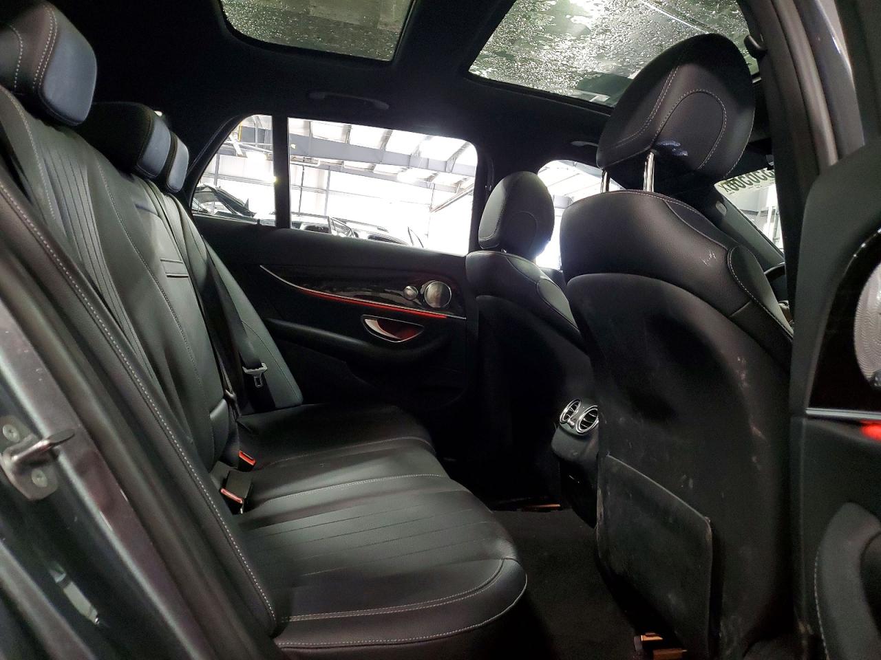 Mercedes-Benz E-Class 400 4matic
