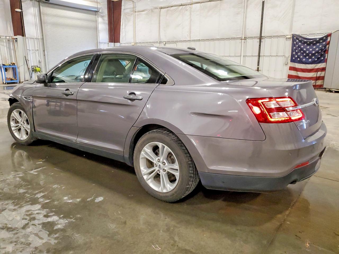 Ford Taurus Sel