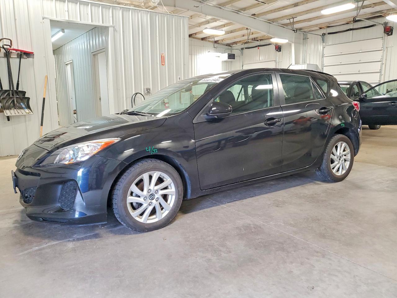 Salvage Mazda 3 Image