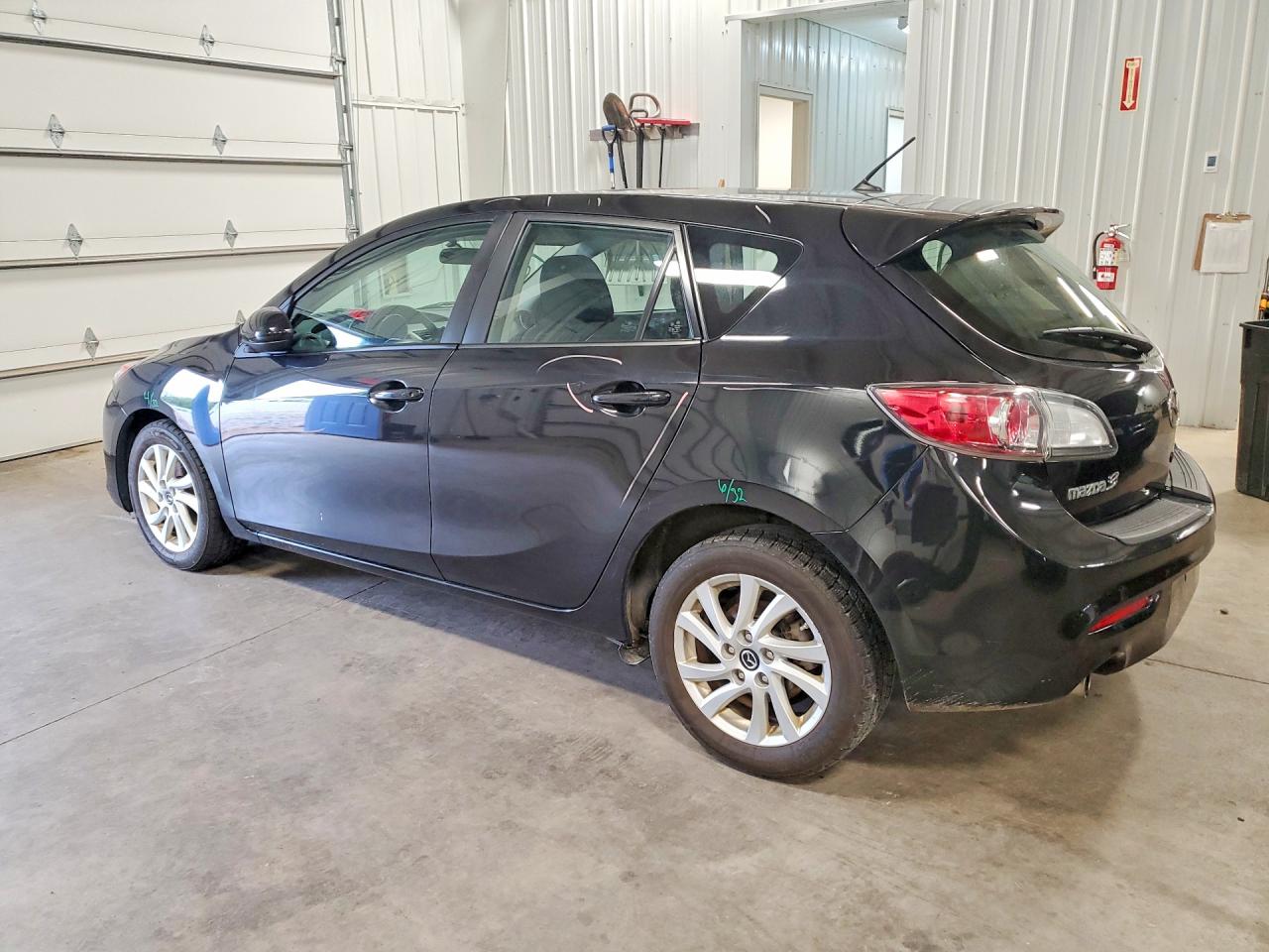 Mazda 3 I