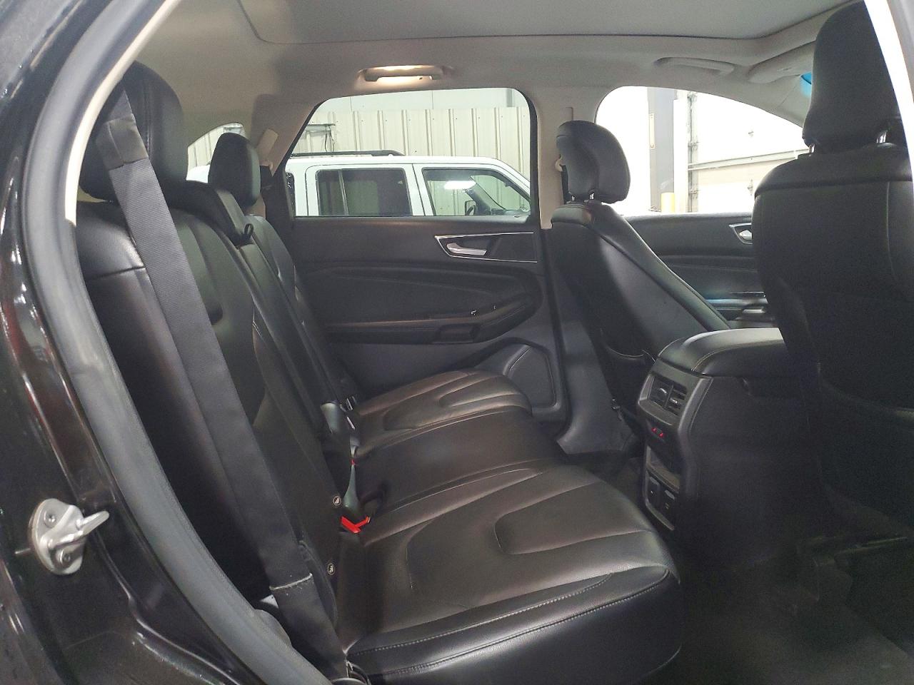 Ford Edge Titanium