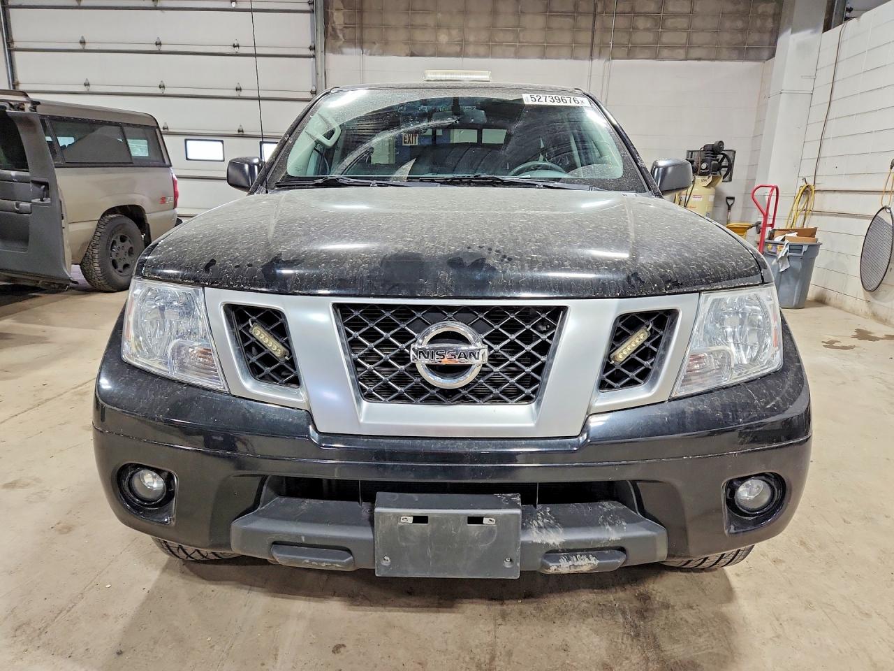Nissan Frontier Sv