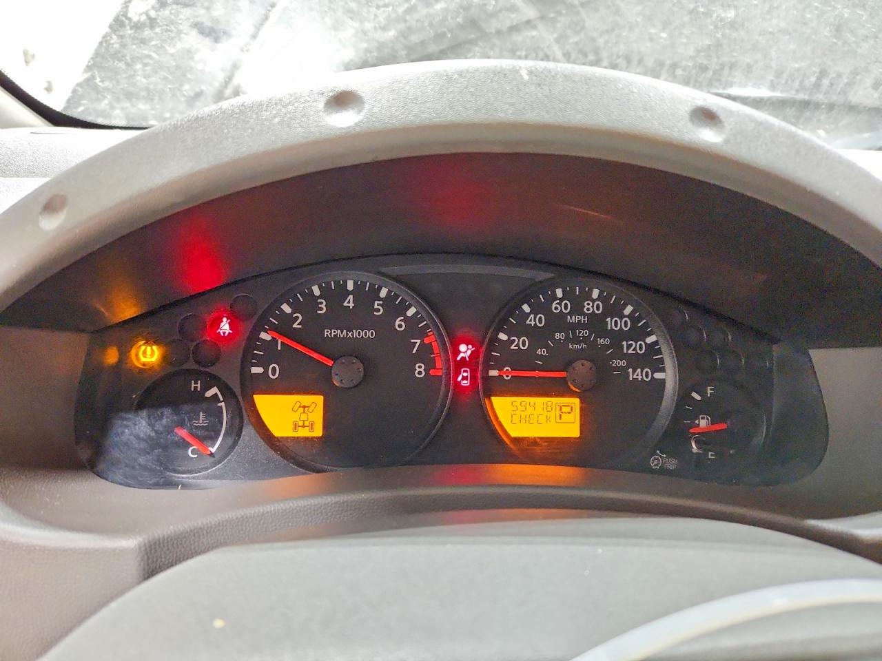 Nissan Frontier Sv