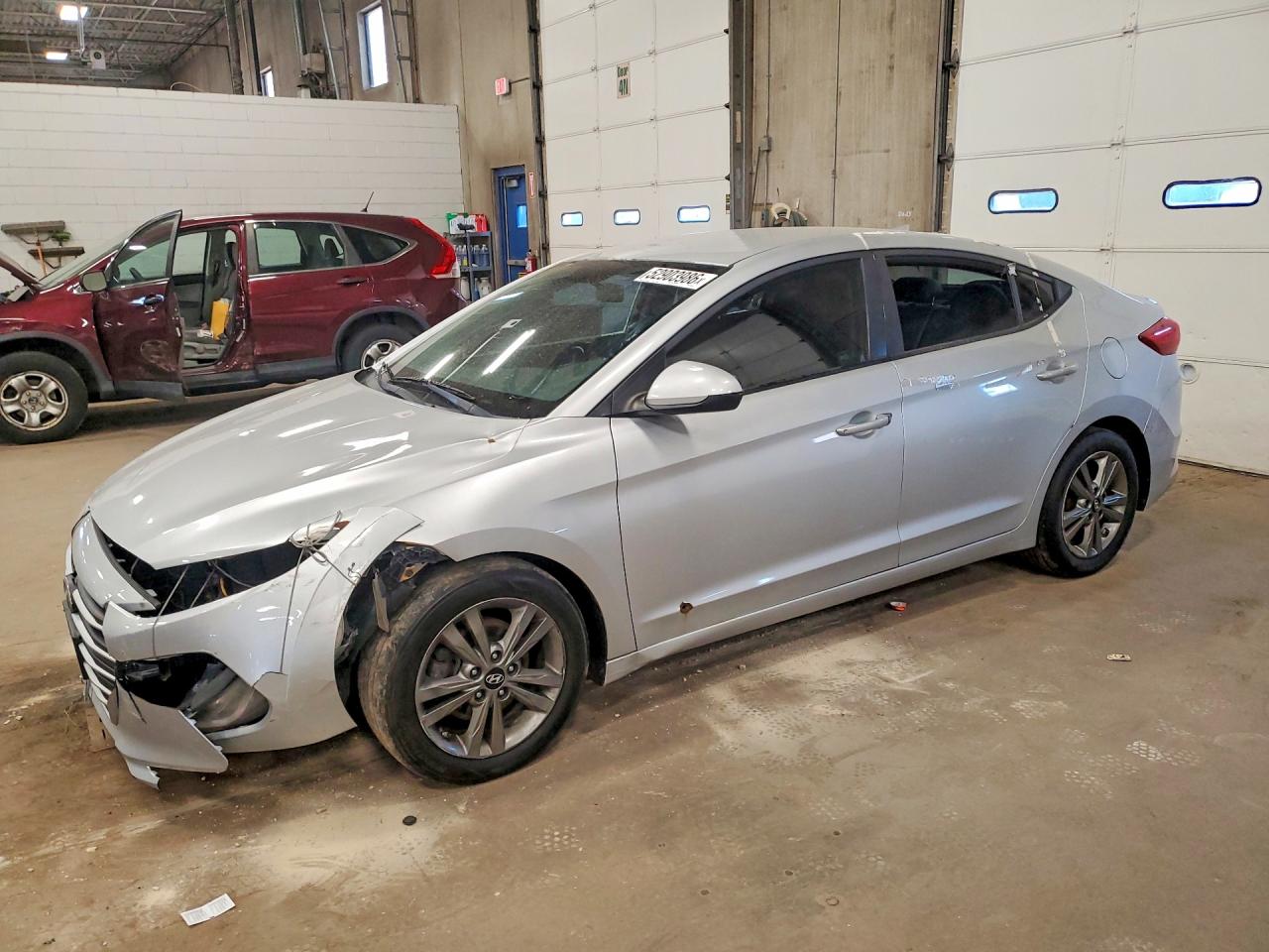 Salvage Hyundai ELANTRA Image