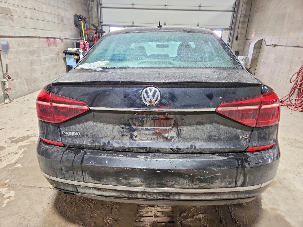 Volkswagen Passat S