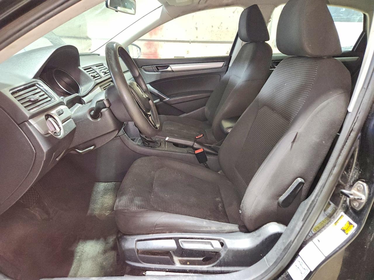 Volkswagen Passat S