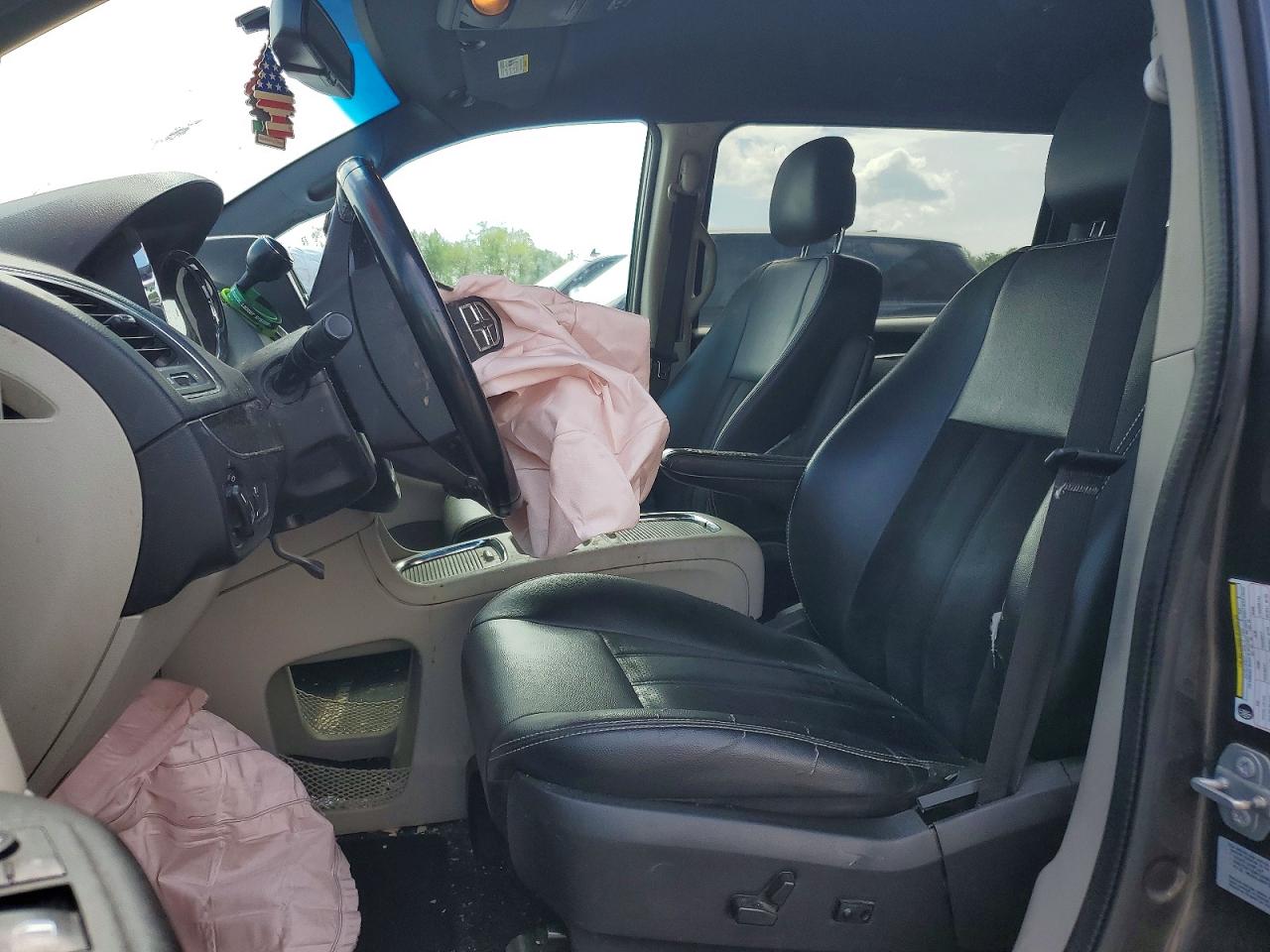 Dodge Caravan Sxt