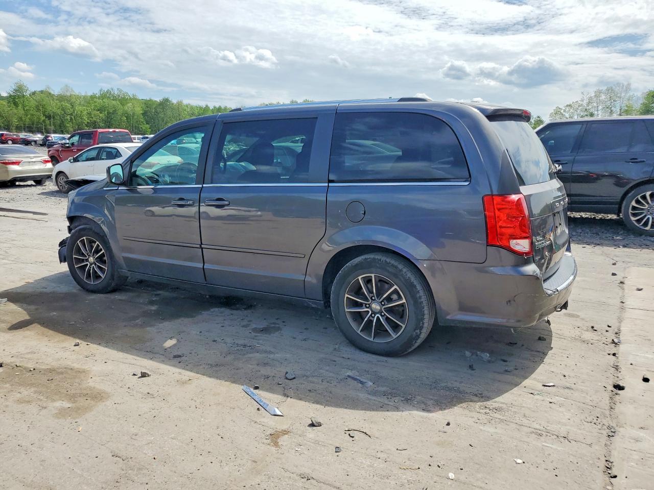 Dodge Caravan Sxt
