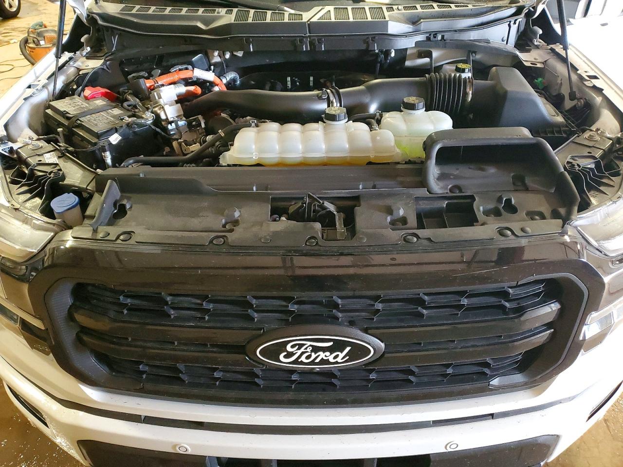 Ford F-150 Lariat
