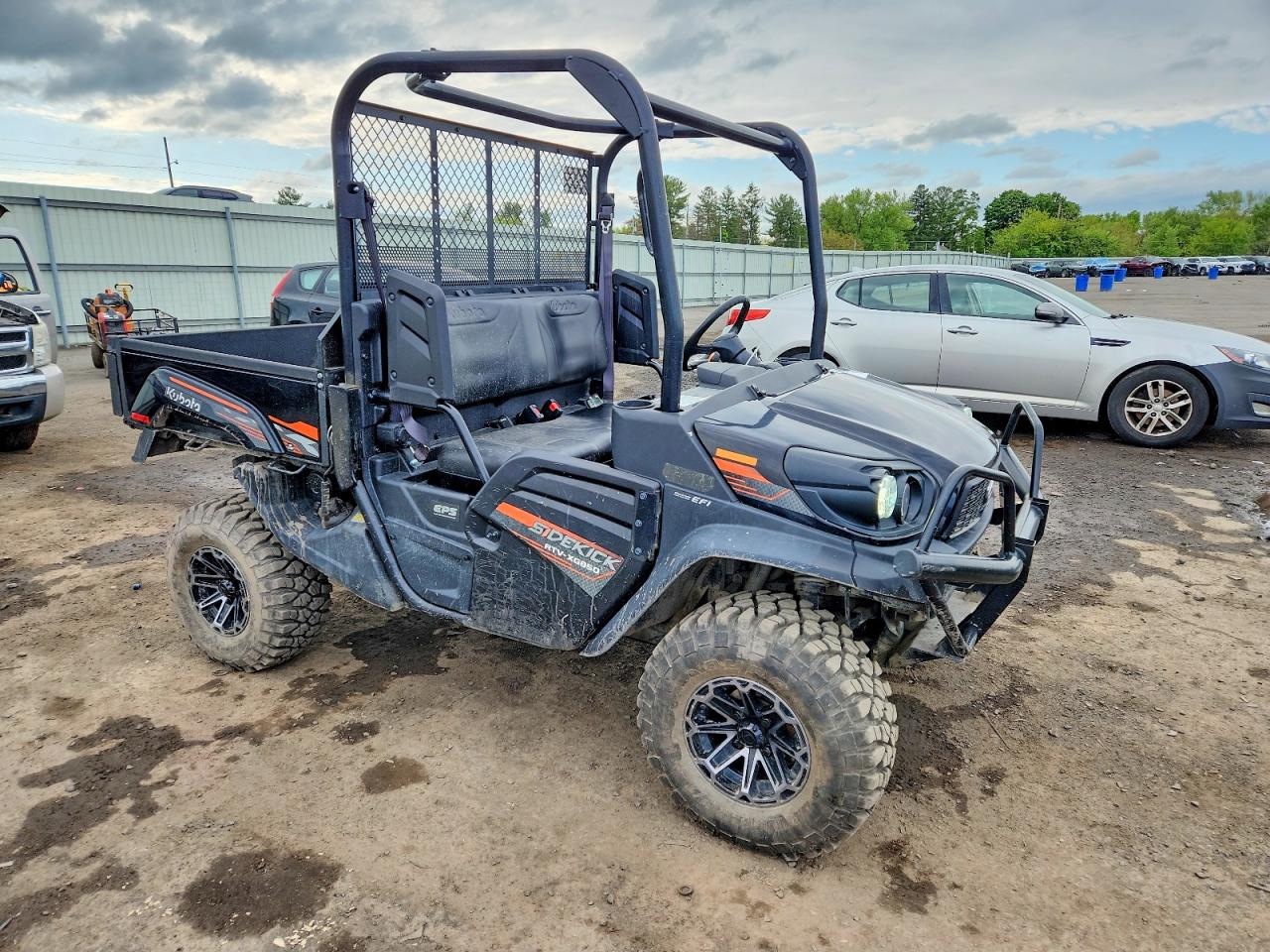 Salvage Kubota Rtv520 Image