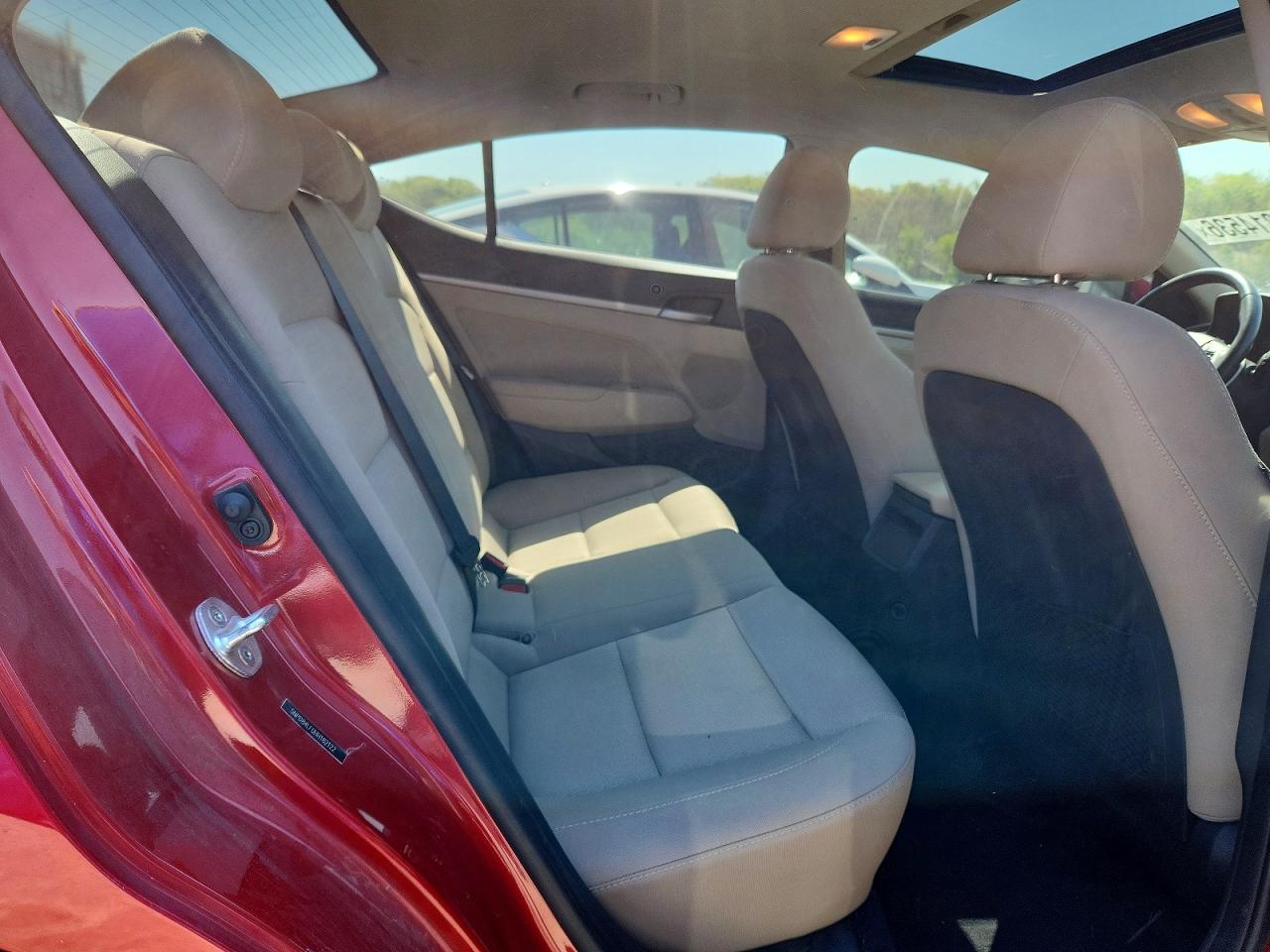 Hyundai ELANTRA Value Edition