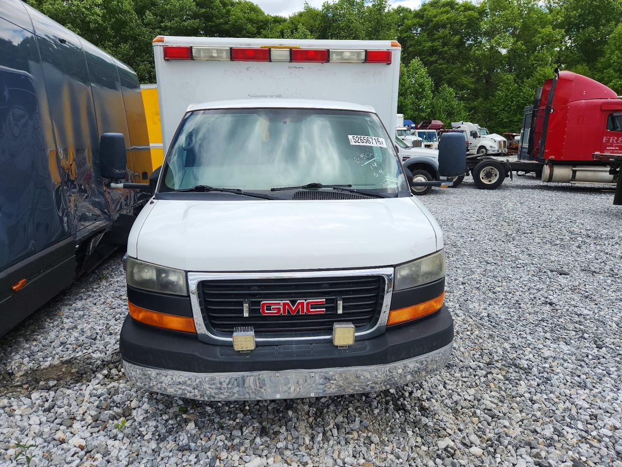 GMC Savana Cutaway G4500