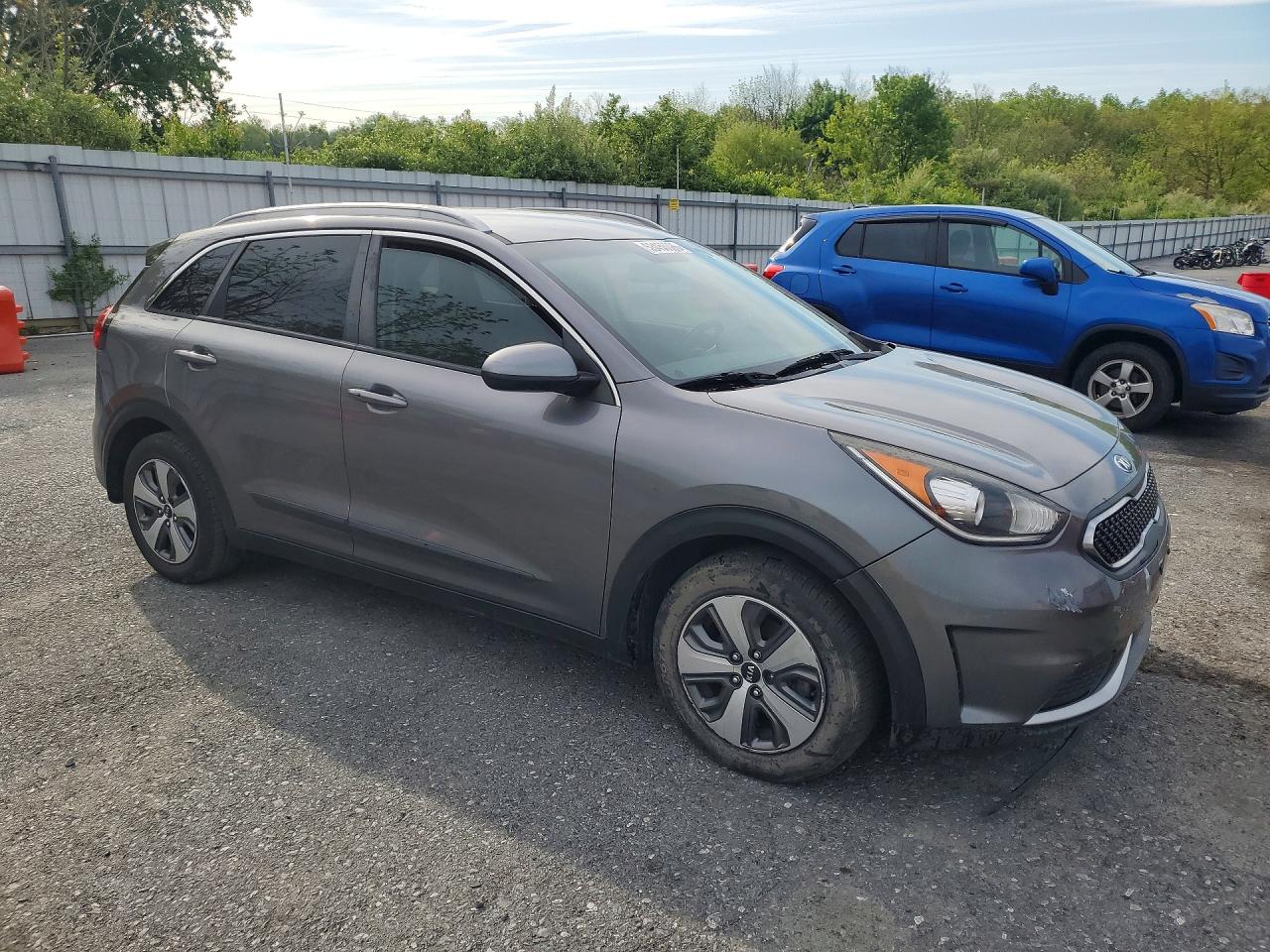 Kia Niro Lx