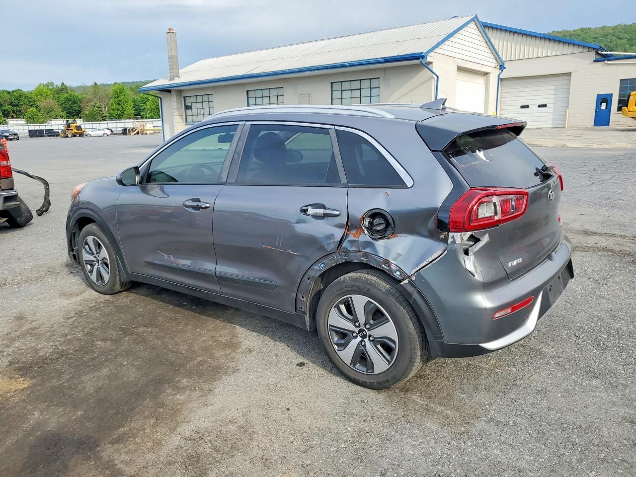 Kia Niro Lx