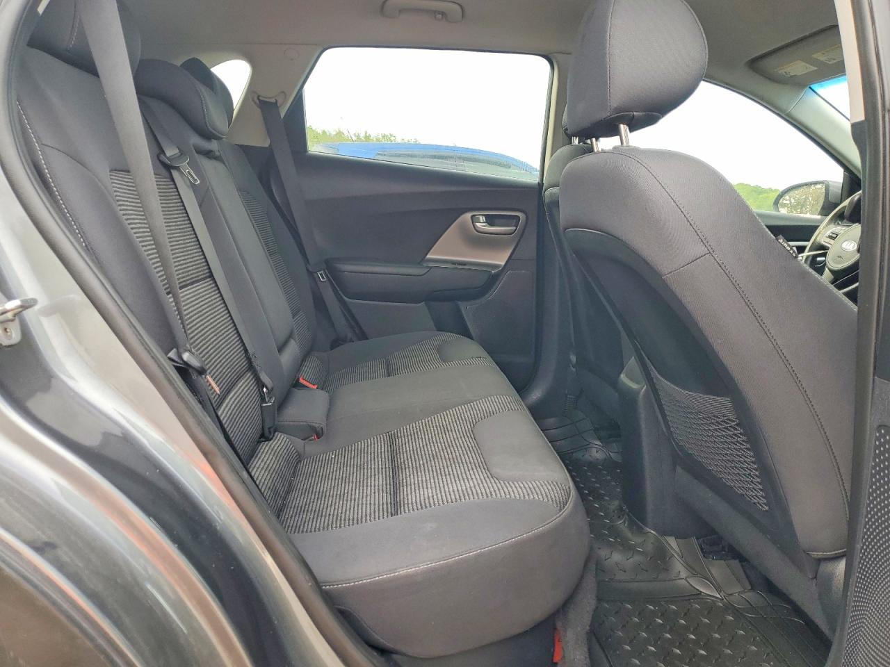 Kia Niro Lx