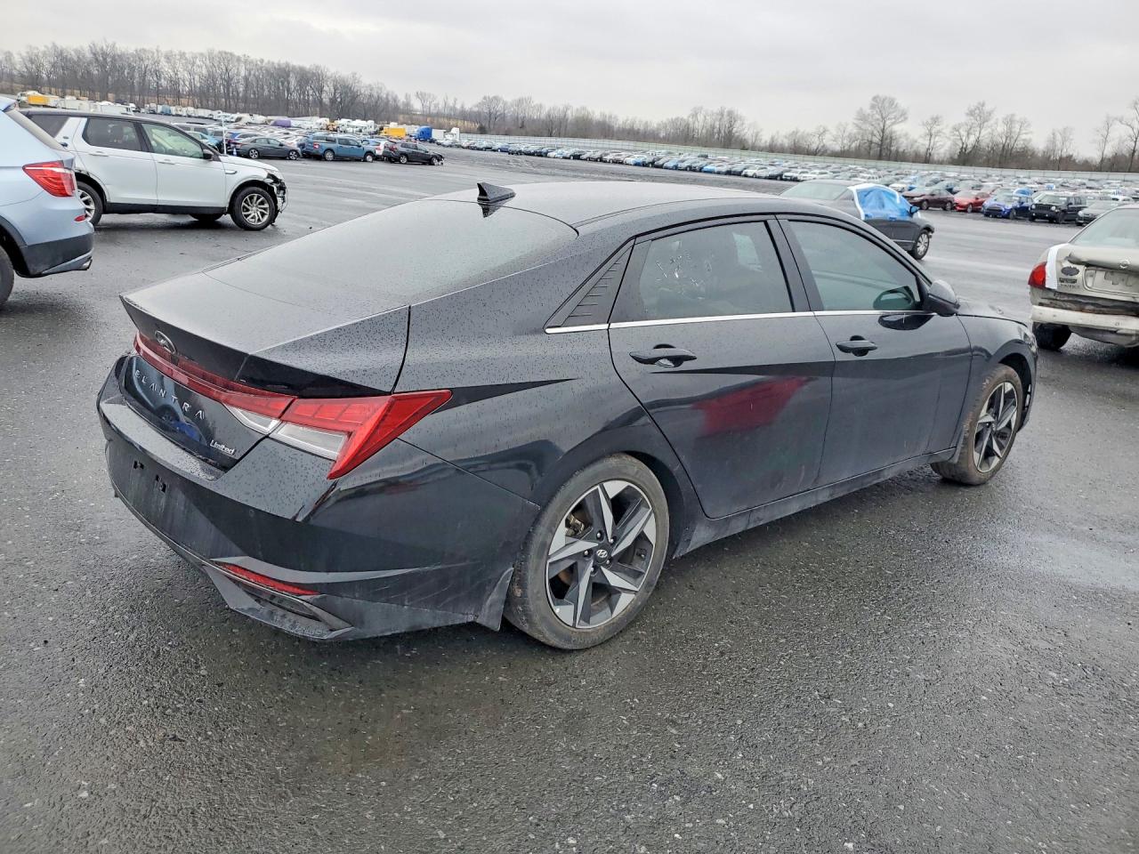 Hyundai ELANTRA Limited