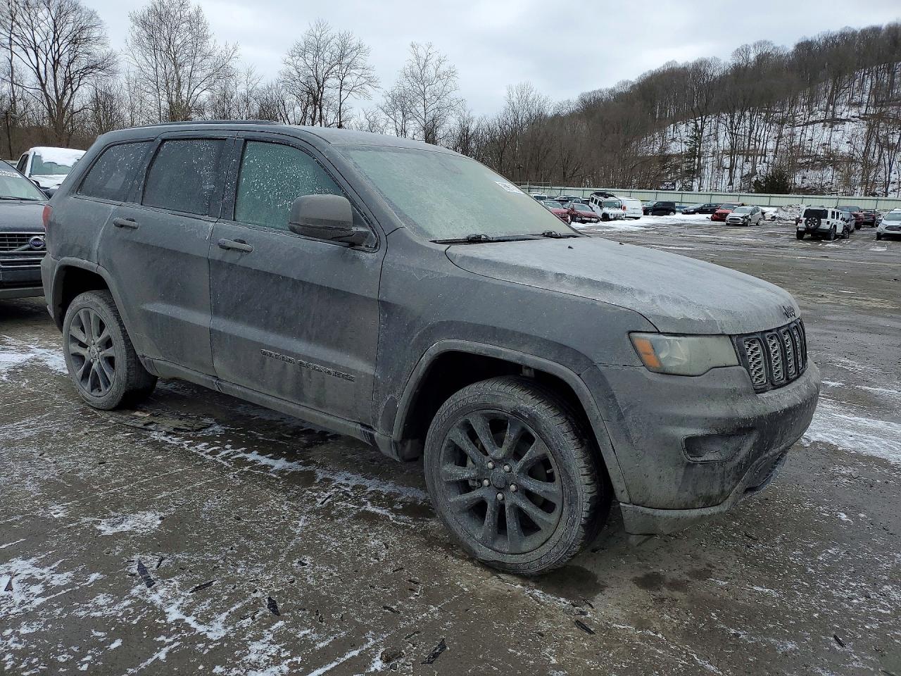 Jeep Grand Cherokee Laredo