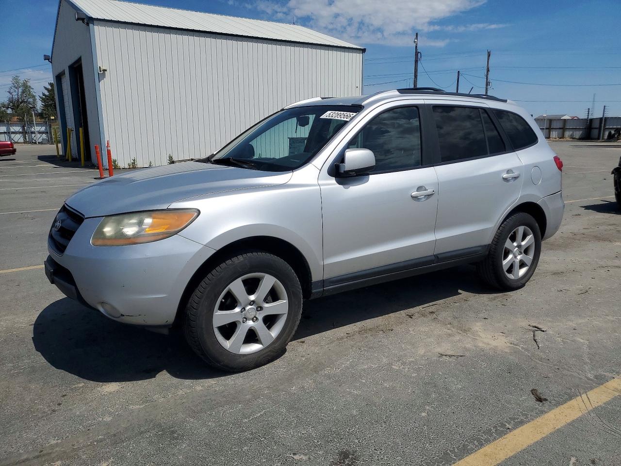 Salvage Hyundai SANTA FE Image