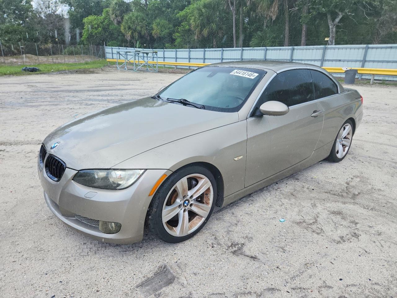 Salvage BMW 3 Series Image