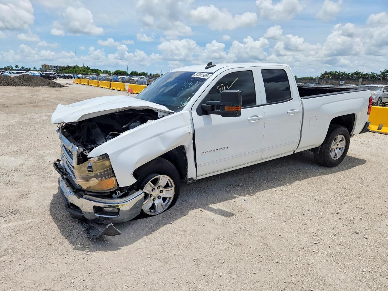 Salvage Chevrolet Silverado Image
