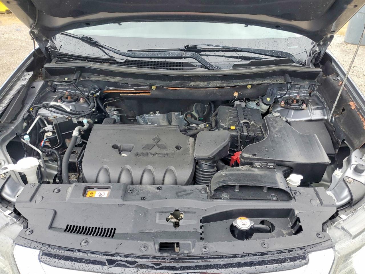 Mitsubishi Outlander Es