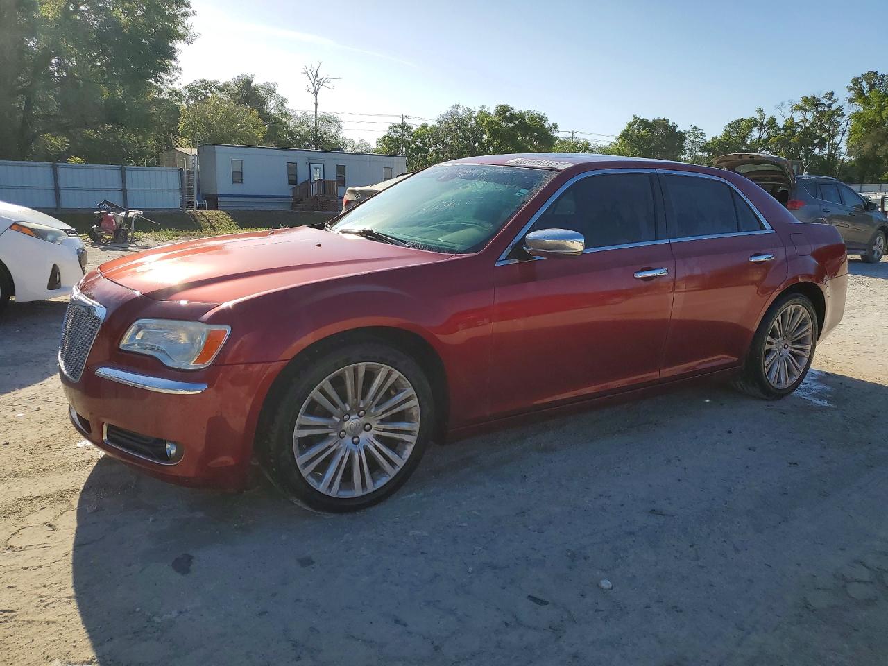Salvage Chrysler 300 Image